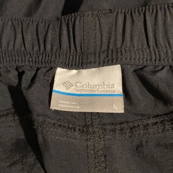 Columbia Black Active Shorts Size Large - Picture 8 of 9